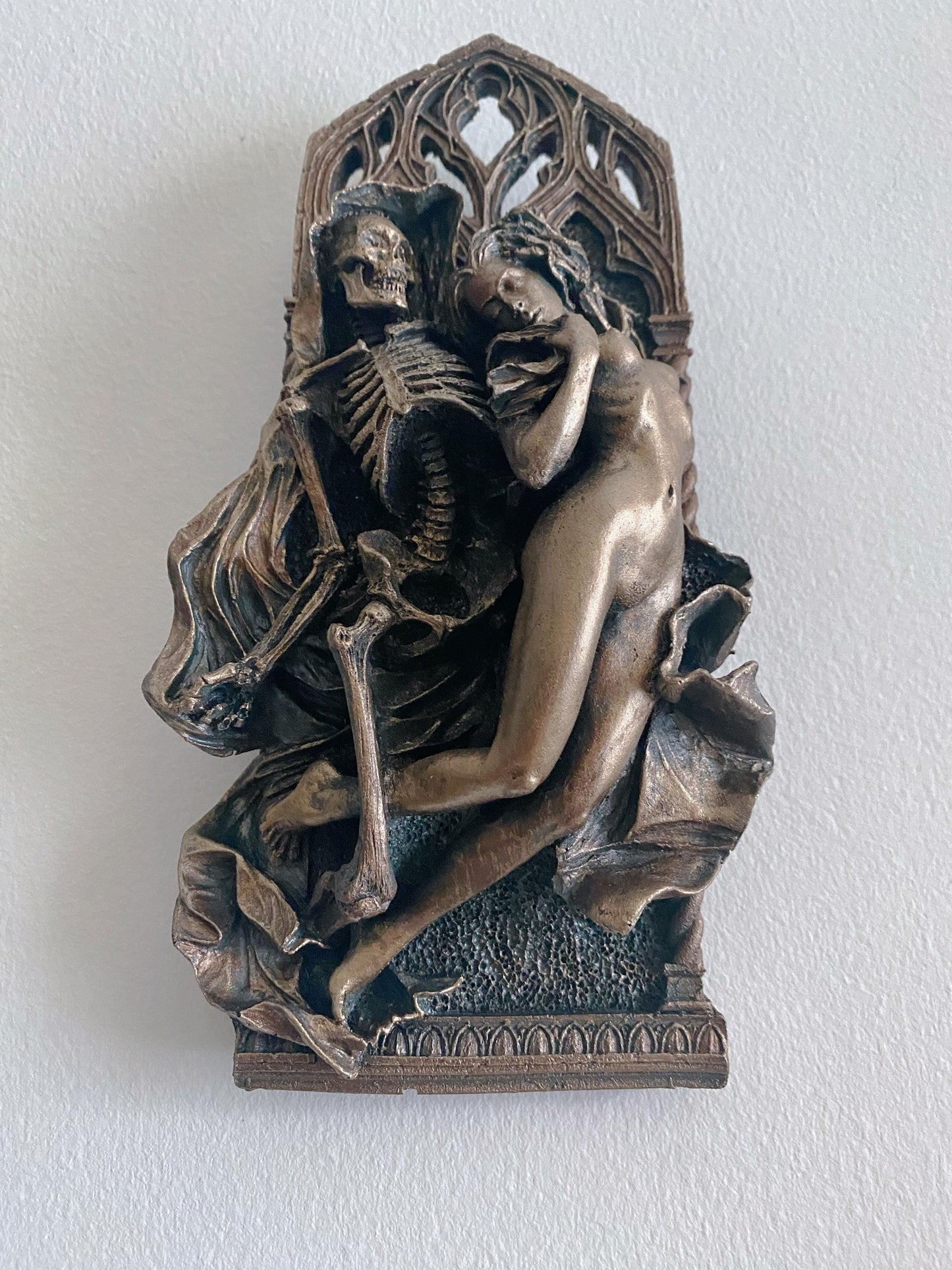 Death and the Maiden Wall Plaque, Half Scale Resin Sculpture | Gothic Medieval Wall Art | Classical Death Statue for Gothic Home Decor