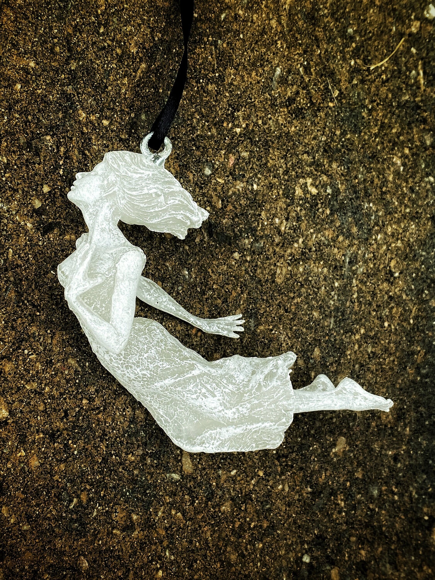 Victorian Ghost Ornament, Hand Painted Resin Sculpture| Gothic Horror Haunting Art| Dark Folklore Art Ornament for Spooky Home Decor