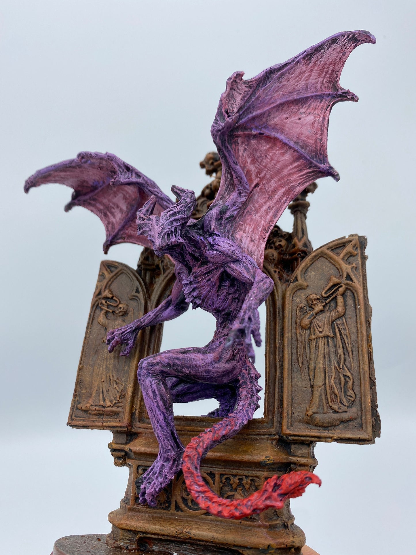 H.P. Lovecraft's Nightgaunt Statue, Full Color Sculpture | Cthulhu Mythos Monster Figurine | Lovecraftian Horror Decor and Gamer Gift