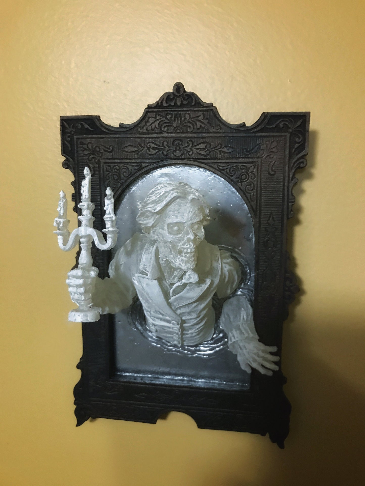 Gentleman Ghost in the Mirror, Ghoul Version