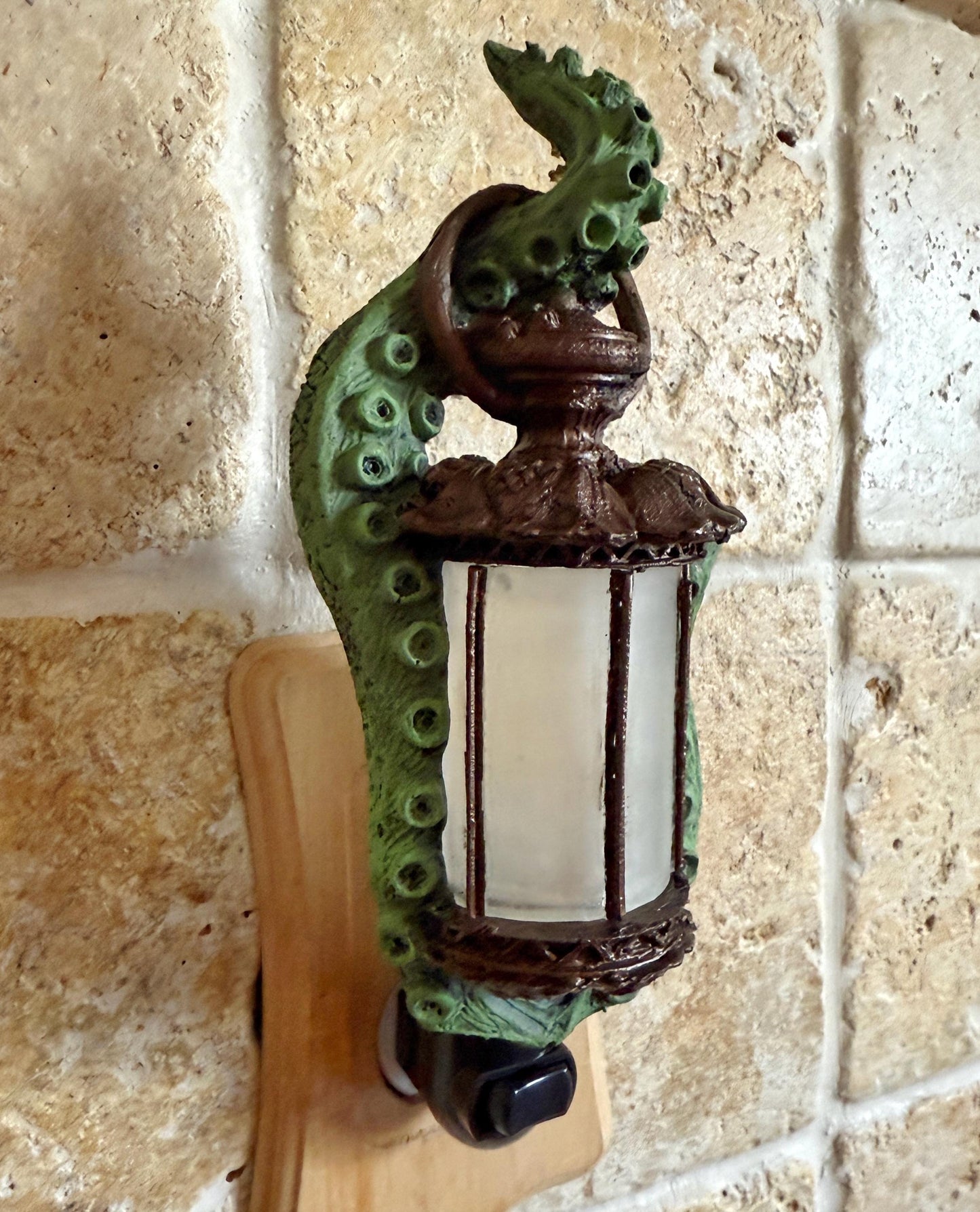 Tentacle Lantern Nightlight, Hand Painted Resin Sculpture | Nautical Gothic Night Light | Octopus Kraken Lighting for Fantasy Home Decor