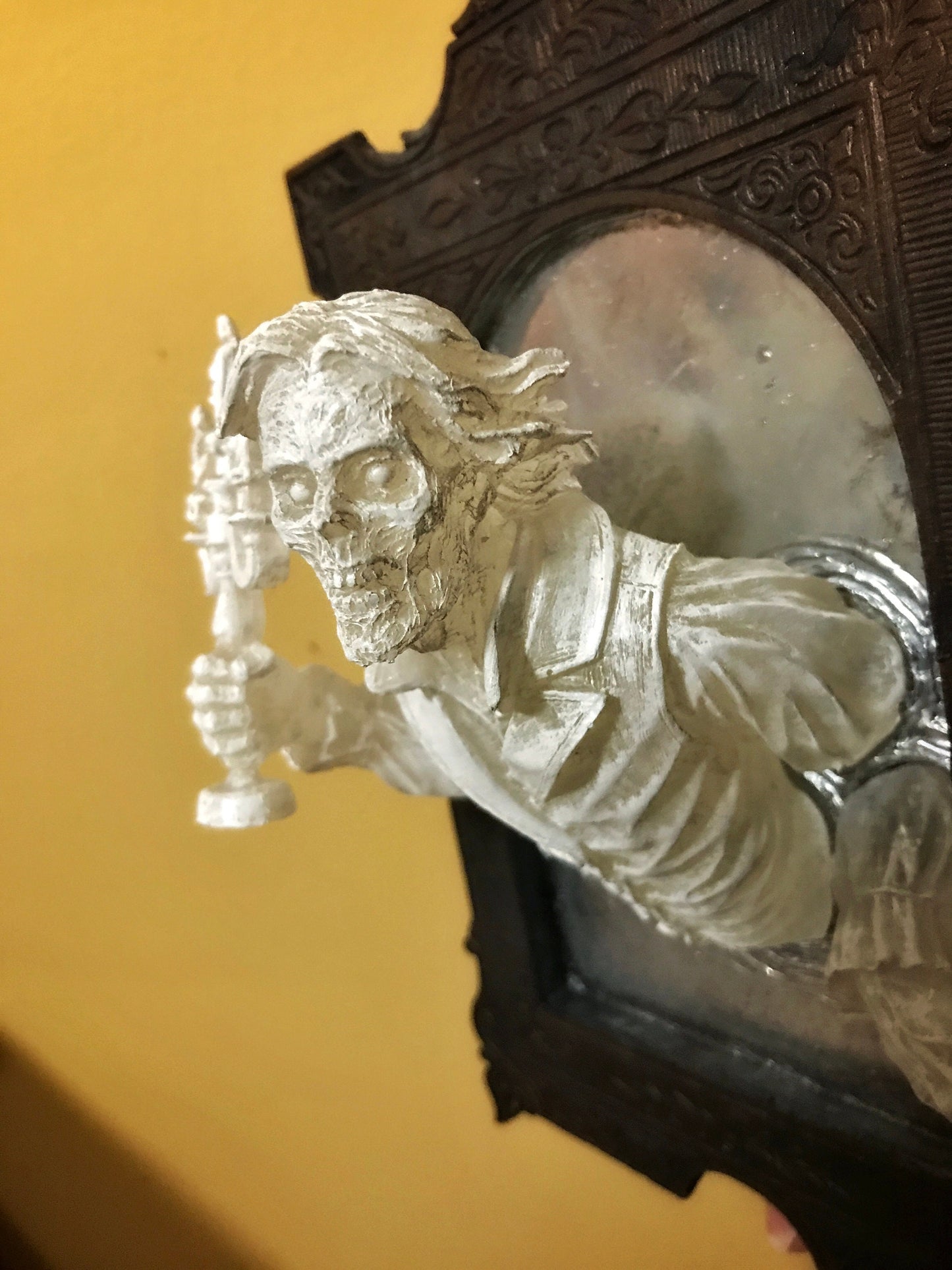 Gentleman Ghost in the Mirror, Ghoul Version