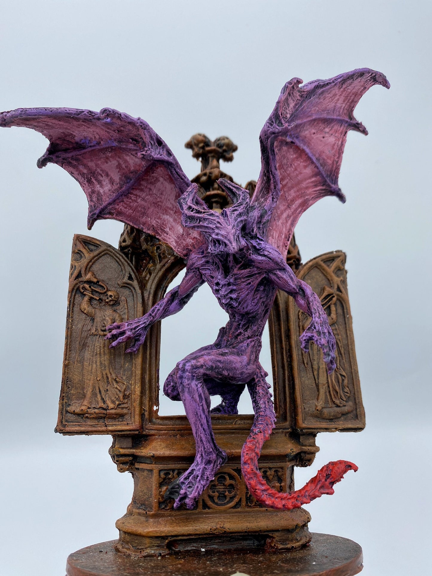 H.P. Lovecraft's Nightgaunt Statue, Full Color Sculpture | Cthulhu Mythos Monster Figurine | Lovecraftian Horror Decor and Gamer Gift