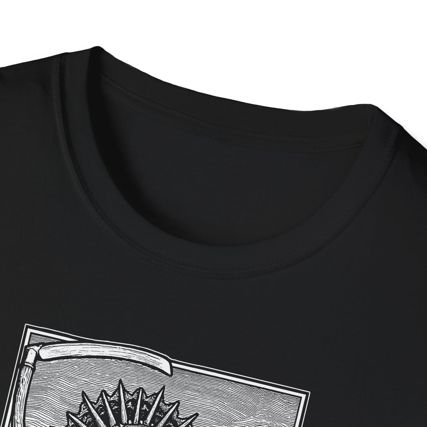 Santa Muerte Unisex T-Shirt, Gothic Grim Reaper Tee | Dellamorte Alternative Shirt, Halloween Gift, Day of the Dead Tee, Graphic Death Saint