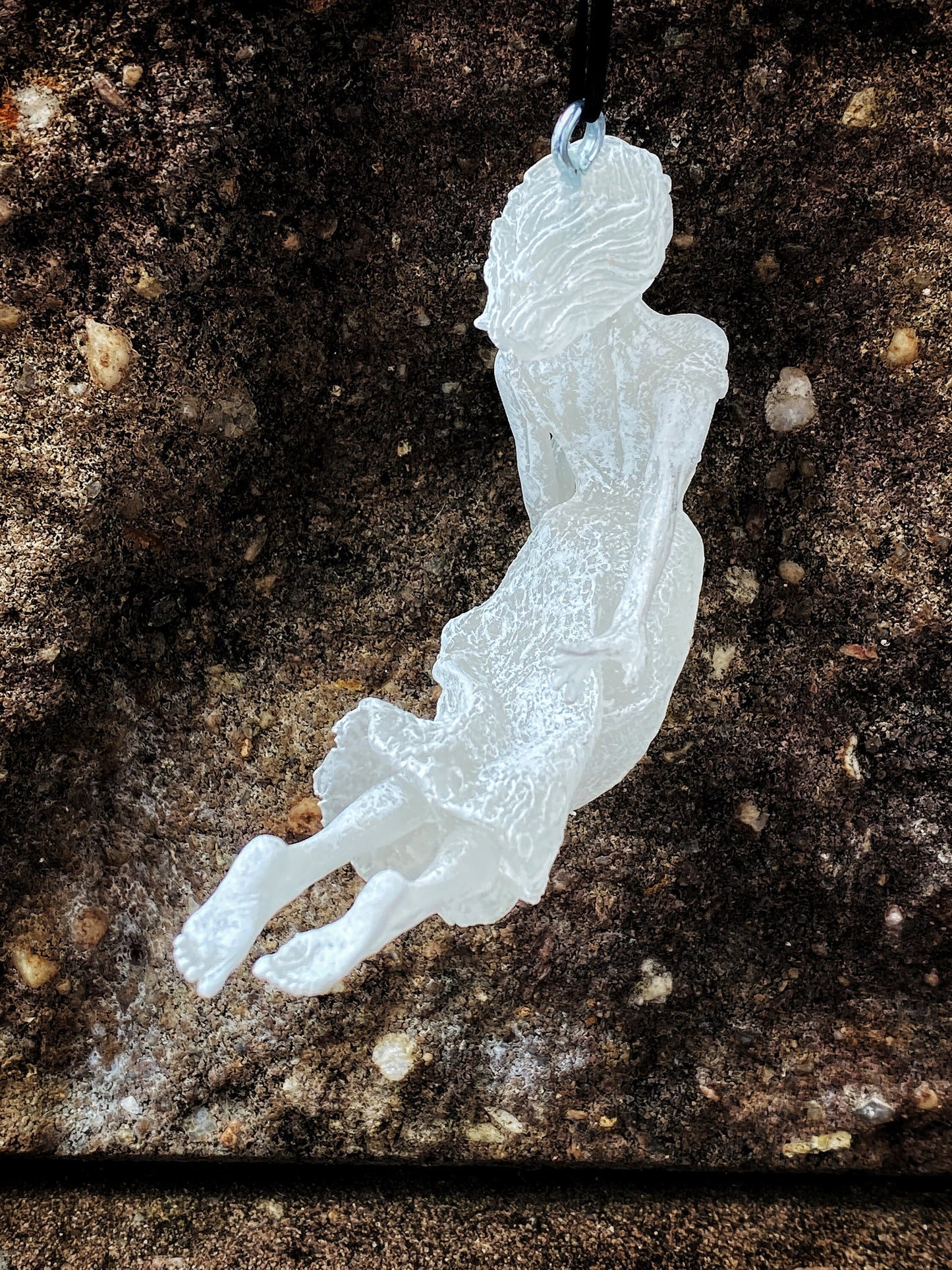Victorian Ghost Ornament, Hand Painted Resin Sculpture| Gothic Horror Haunting Art| Dark Folklore Art Ornament for Spooky Home Decor