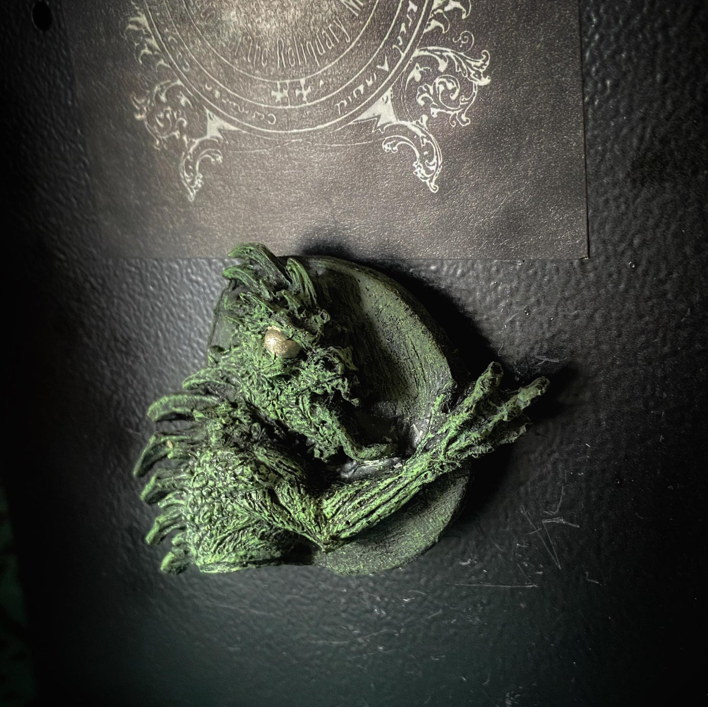 Chupacabra Magnet, Hand Painted Resin Sculpture | Cryptid Fantasy Decor | Urban Legend Chupacabra Magnet for Horror and Gothic Decor