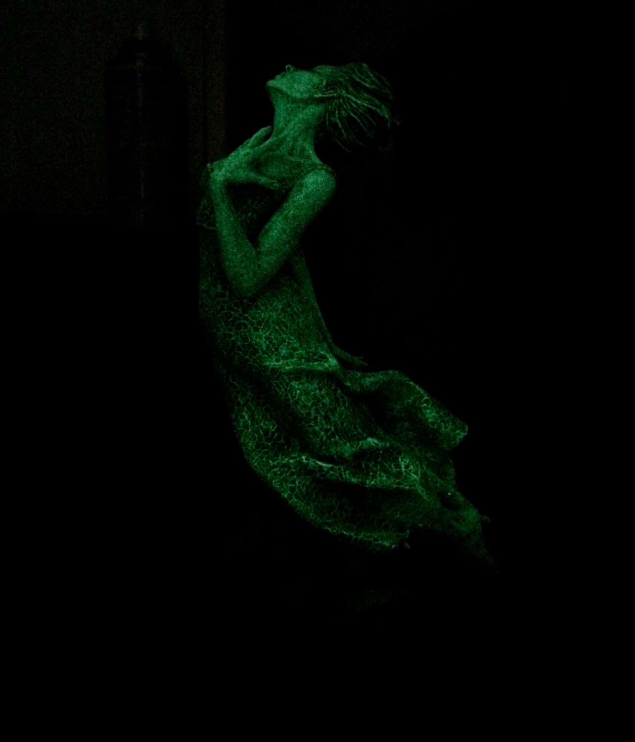 Victorian Ghost Statue, Hand Painted Resin Sculpture, Glow in the Dark | Gothic Horror Haunting Art| Dark Folklore Art for Spooky Home Decor