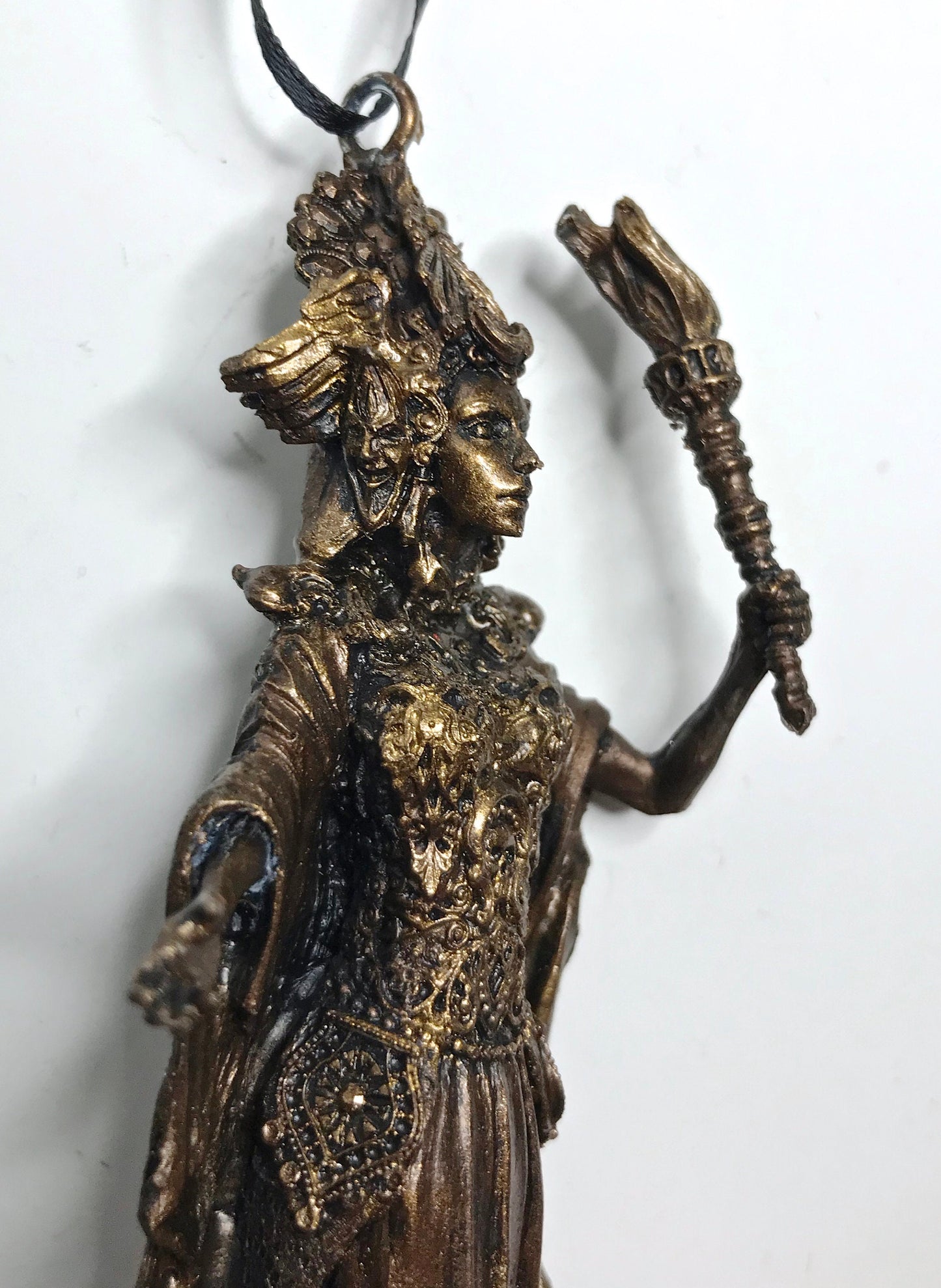 Hecate, Goddess of Witchcraft and Magic Ornament | Pagan Mythical Goddess Figurine | Folklore Altar Ornament for Gothic Home Decor