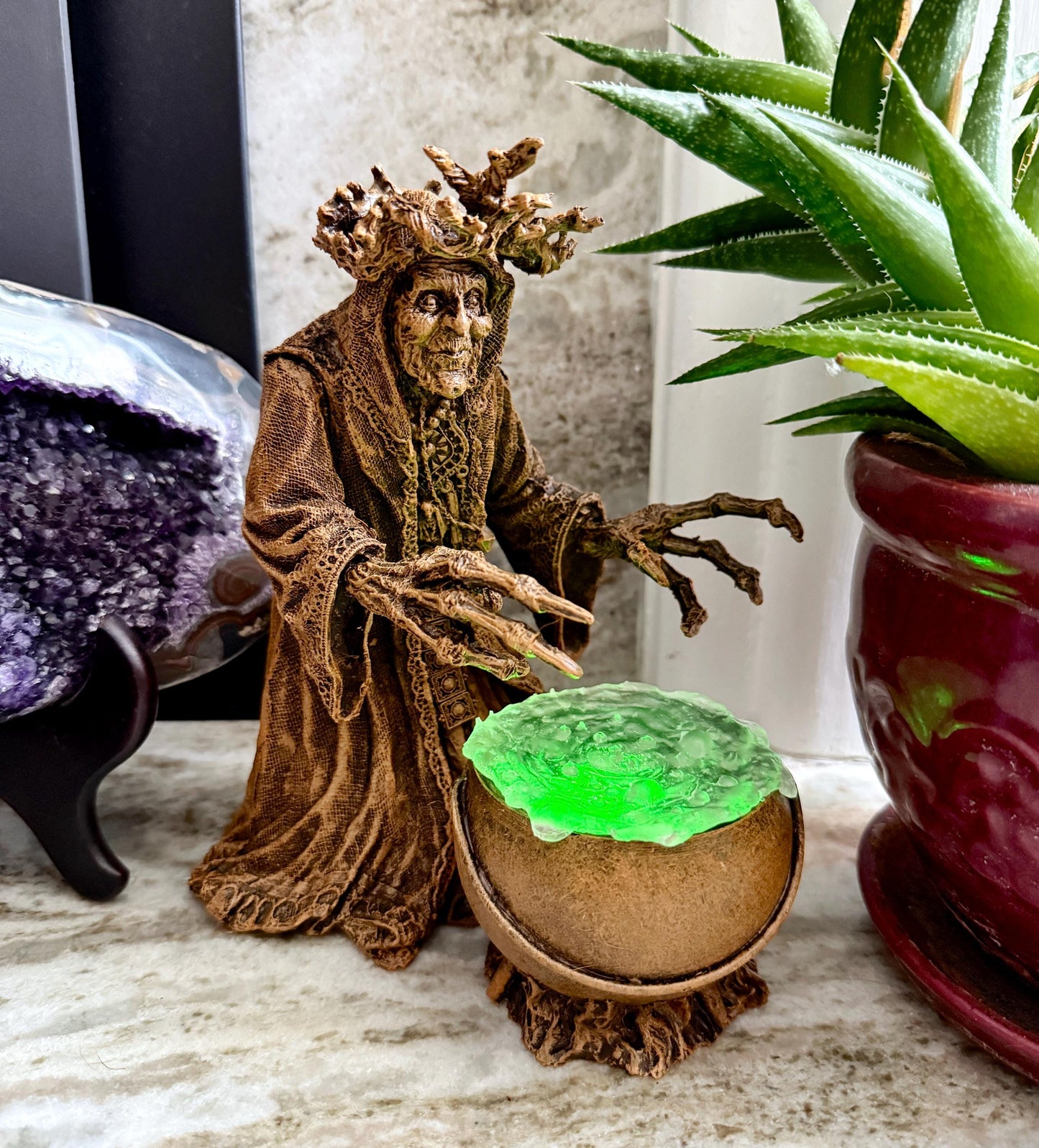 Gryla the Witch Statue, Hand Painted Resin Sculpture | Rustic Folklore Crone Figurine | Spooky Home Decor for Halloween Dark Christmas
