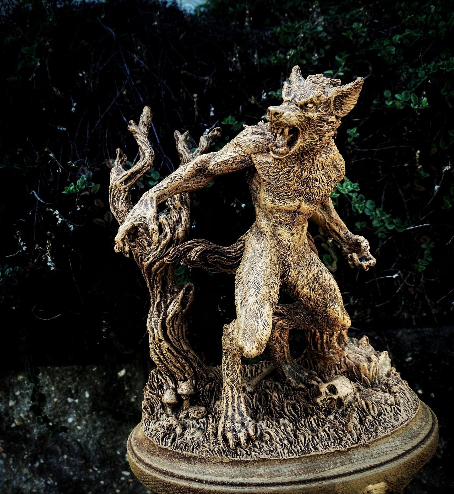 Werewolf Statue, Hand Painted Resin Sculpture | Gothic Halloween Legendary Monster Figurine | Dark Folklore Art for Spooky Home Decor