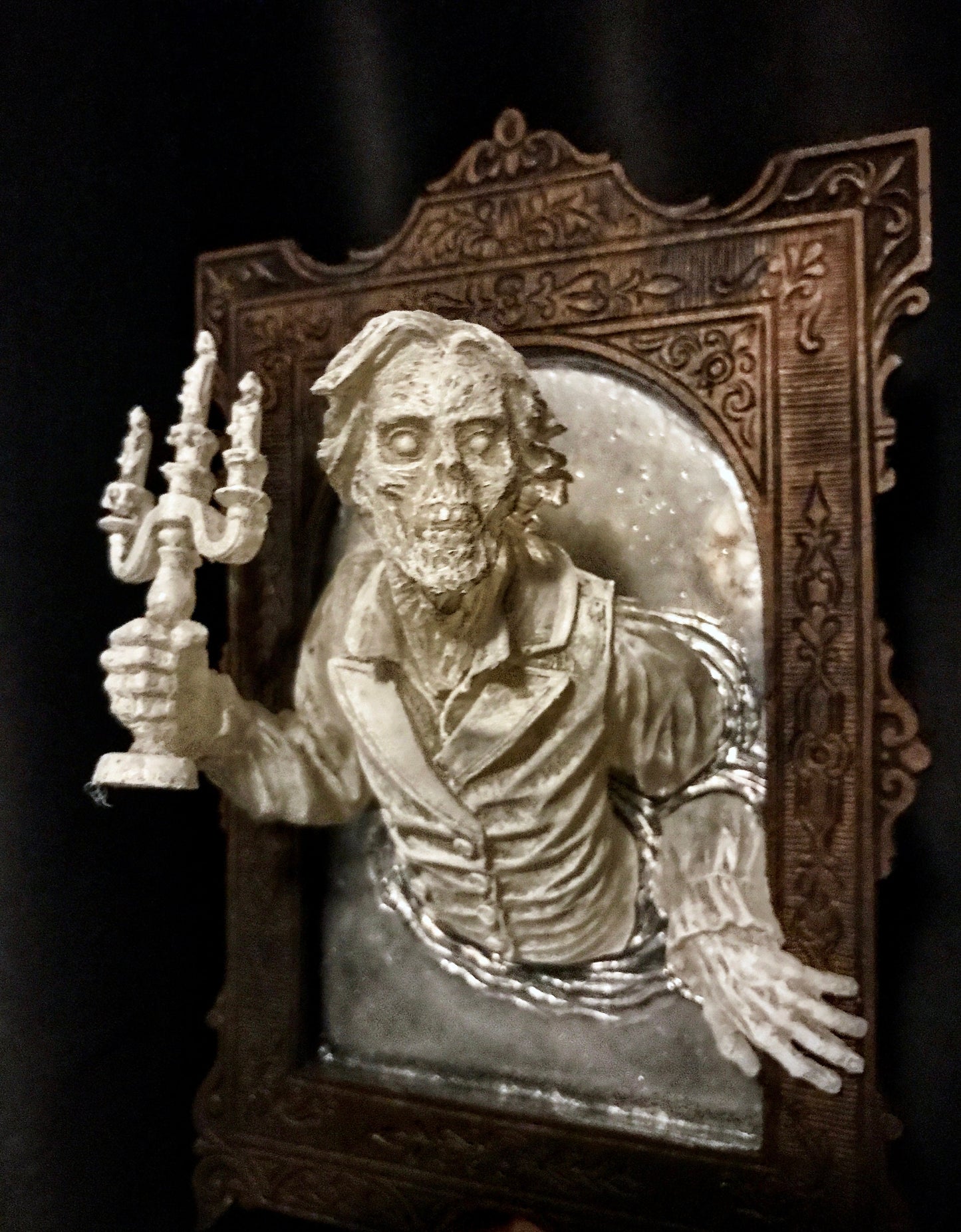 Gentleman Ghost in the Mirror, Ghoul Version