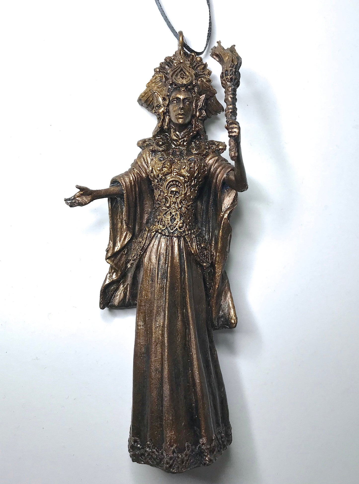 Hecate, Goddess of Witchcraft and Magic Ornament | Pagan Mythical Goddess Figurine | Folklore Altar Ornament for Gothic Home Decor