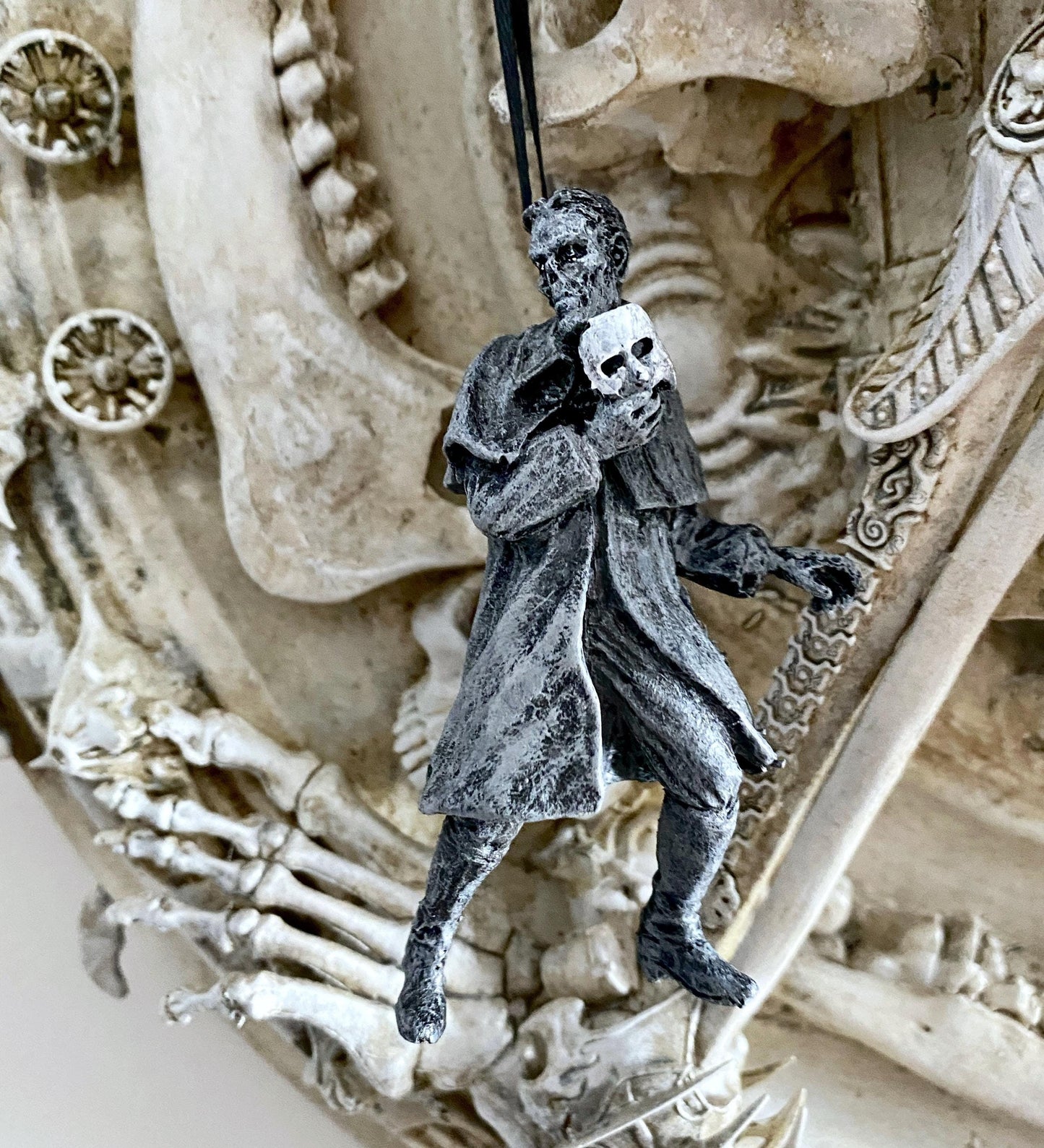 Phantom of the Opera Ornament, Hand Painted Resin Sculpture | Halloween Monster Opera Ghost Figurine | Gothic Ornament for Spooky Home Decor