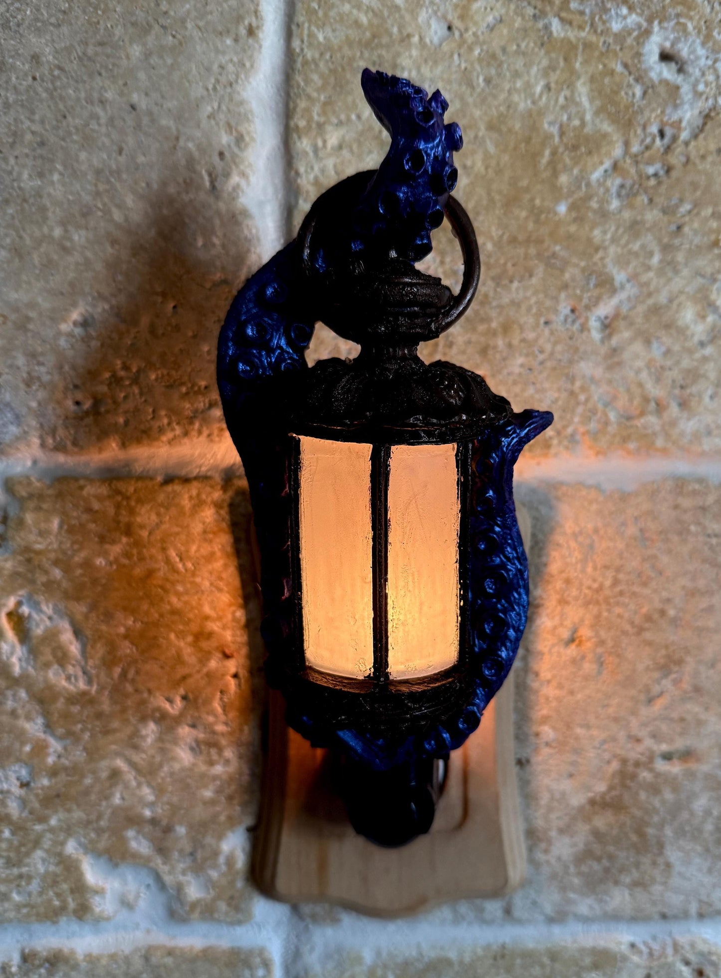 Tentacle Lantern Nightlight, Hand Painted Resin Sculpture | Nautical Gothic Night Light | Octopus Kraken Lighting for Fantasy Home Decor