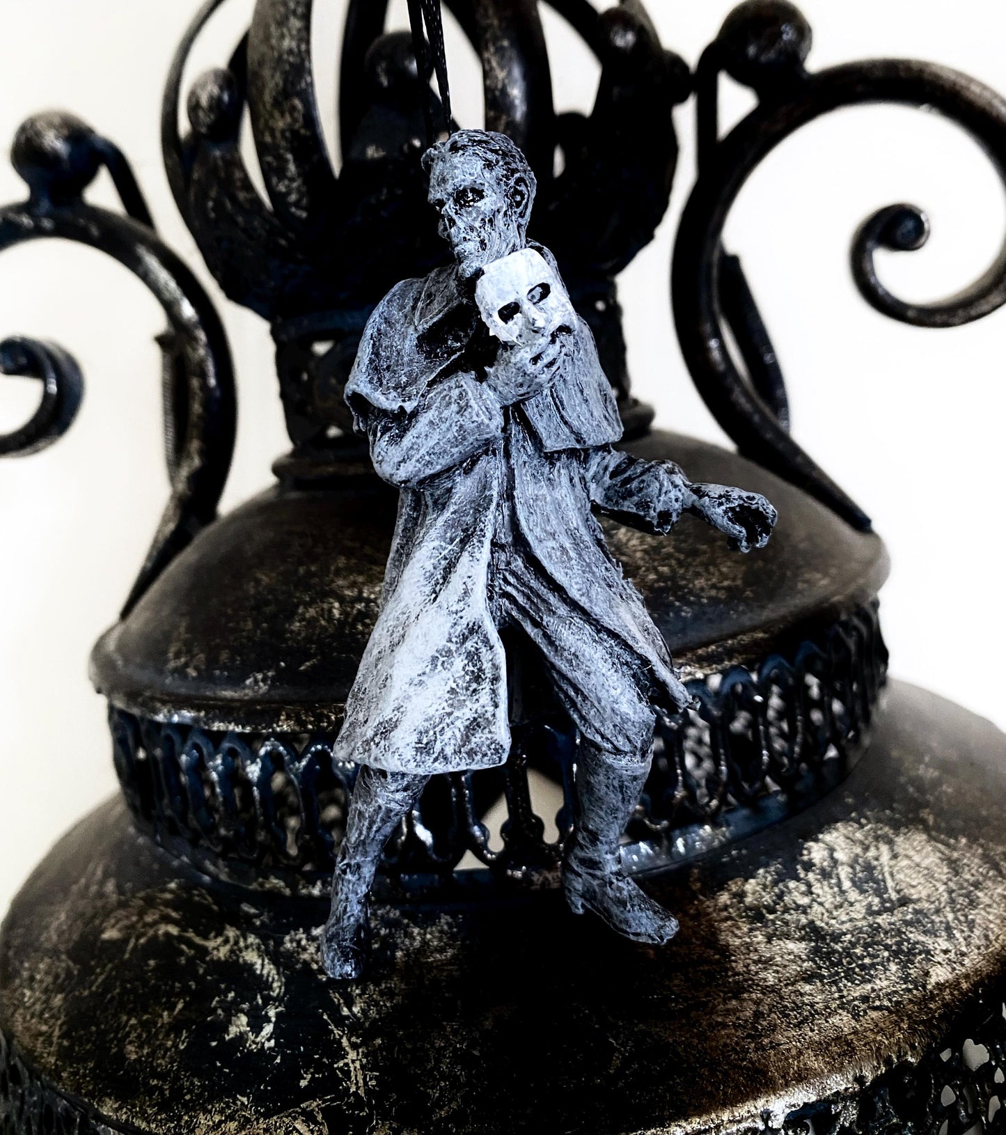 Phantom of the Opera Ornament, Hand Painted Resin Sculpture | Halloween Monster Opera Ghost Figurine | Gothic Ornament for Spooky Home Decor
