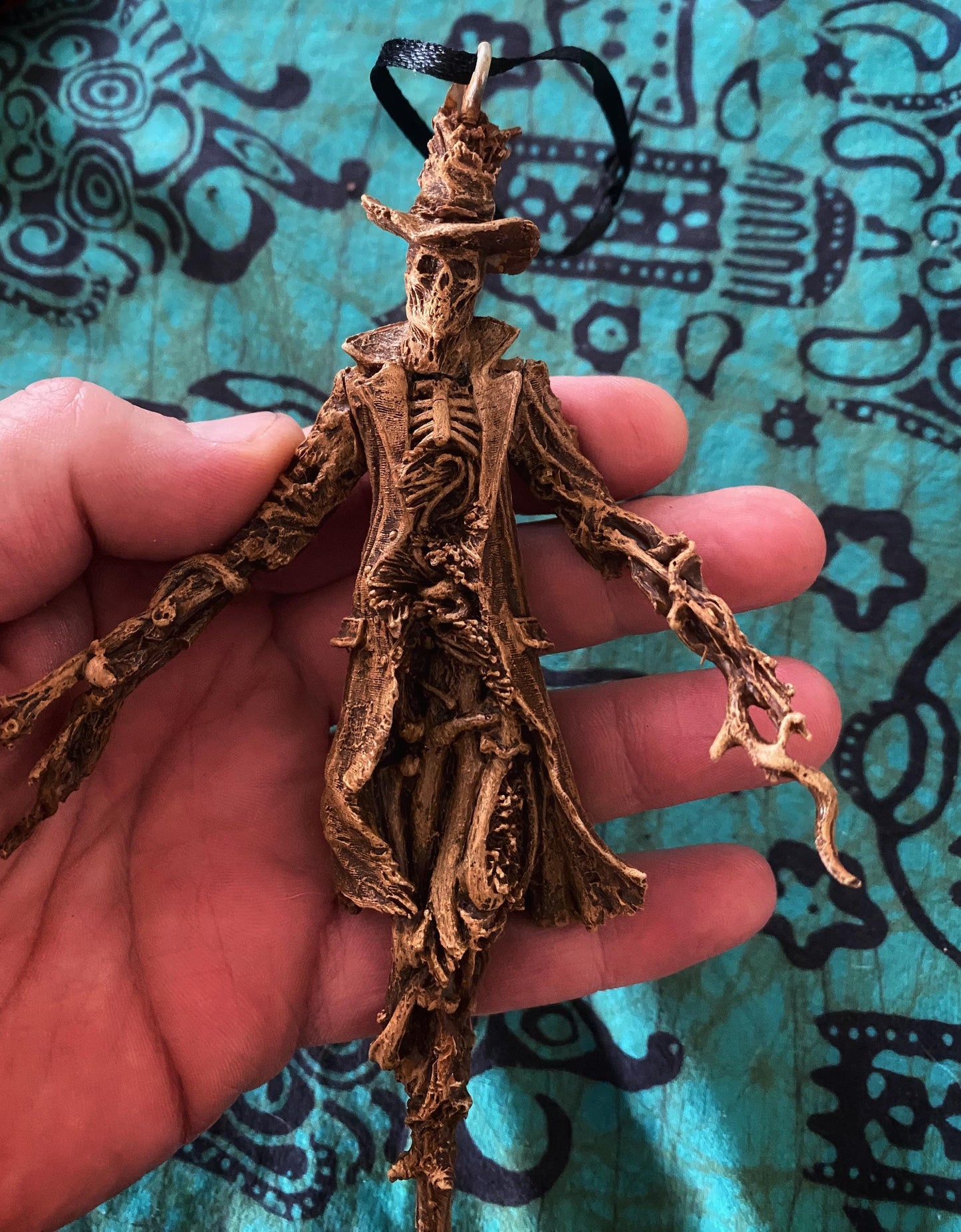 Scarecrow Ornament, Hand Painted Resin Sculpture | Gothic Halloween Nightmare Creature Figurine | Dark Folklore Art for Spooky Holiday Decor