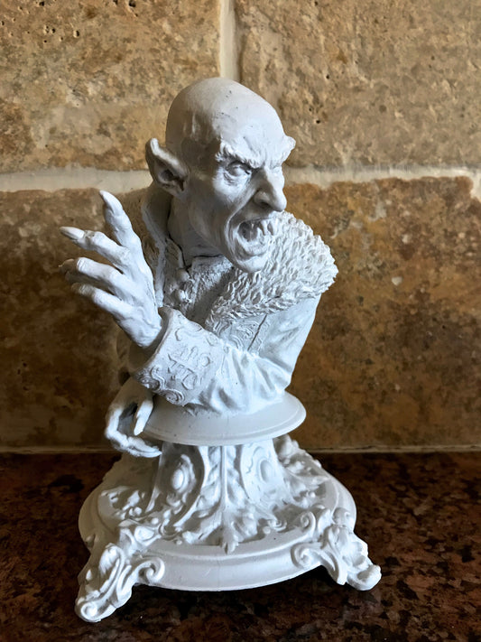 Dracula: Nosferatu Bust,Resin Sculpture | Legendary Vampire Figurine | Victorian Gothic Undead Creature| Dark Art Gift and Spooky Home Decor