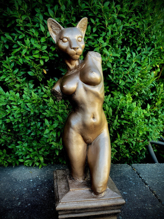 Bast Statue | Mythological Deities Figurine | Myths and Legends Bastet Statue | Egyptian Altar Statue for Gothic and Witchy Home Decor