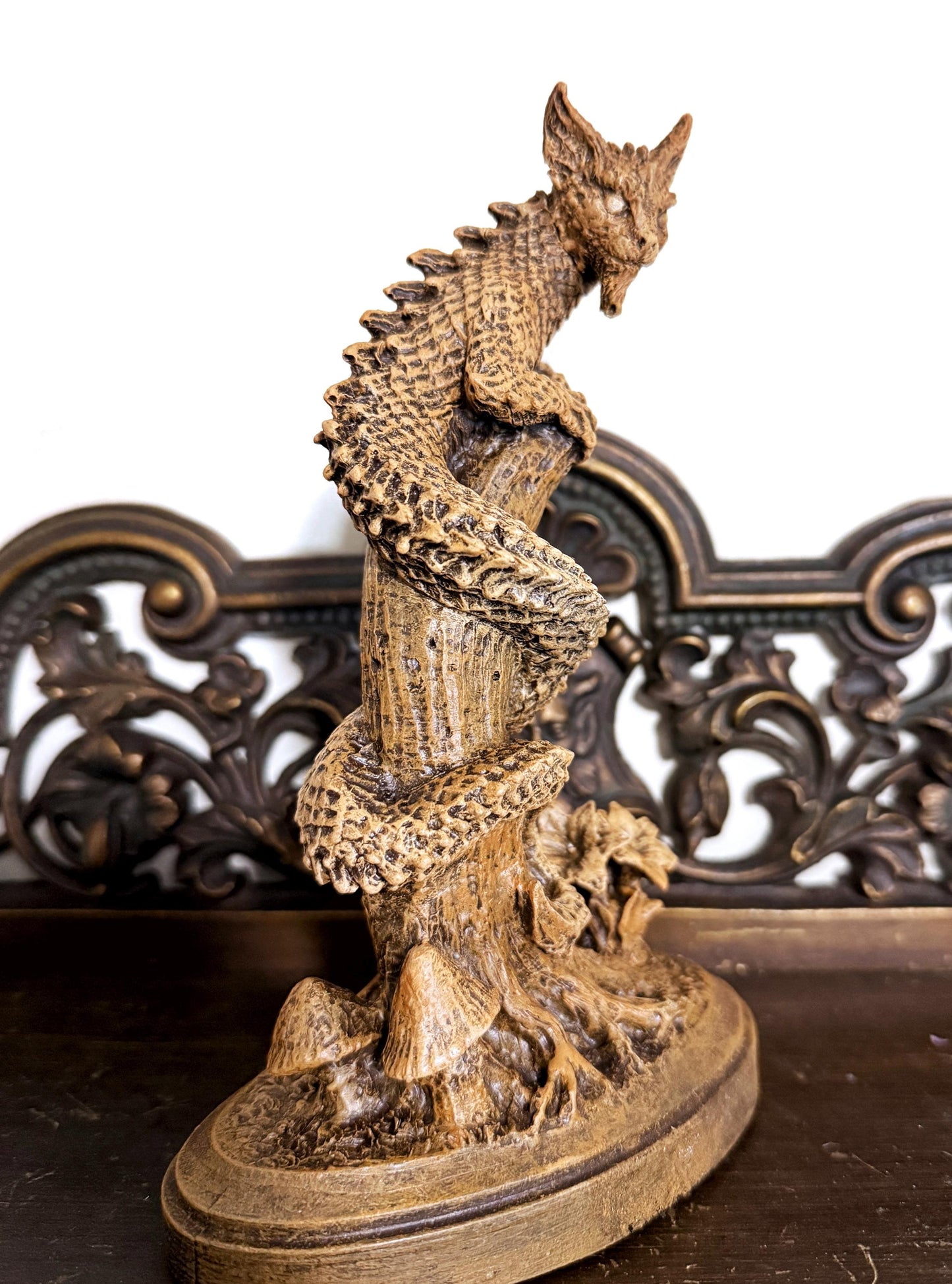 Tatzelwurm/ Dragon Cat Statue, Hand Painted Resin Sculpture | Mythical Creature Figurine | Unique Legendary Cat Figurine. Fantasy Art Decor