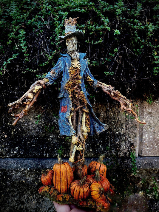Scarecrow Statue